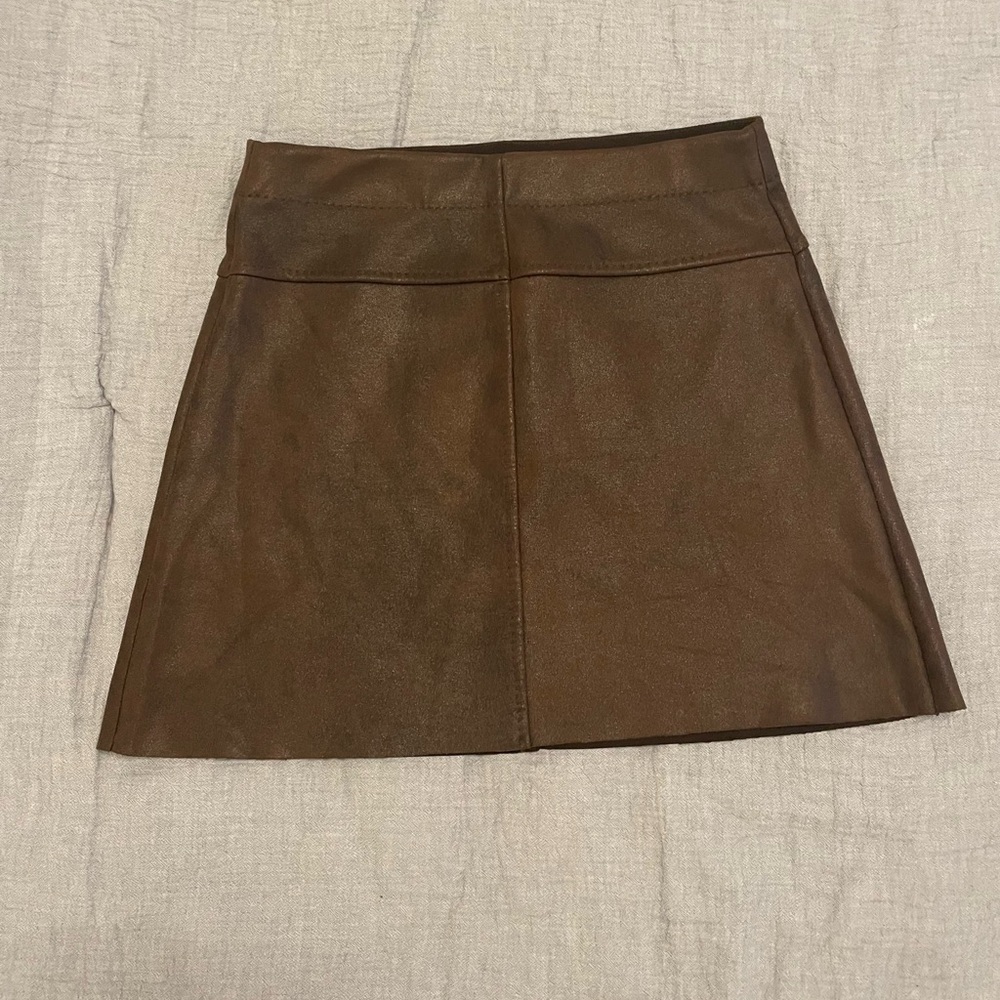 Max Studio Brown Faux Suade Mini Skirt Y2K concert festival boho